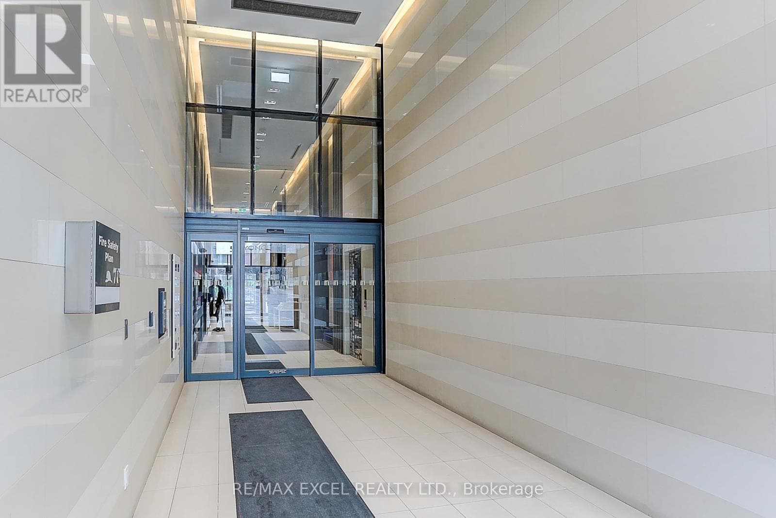 Photo of 3509 - 501 YONGE STREET