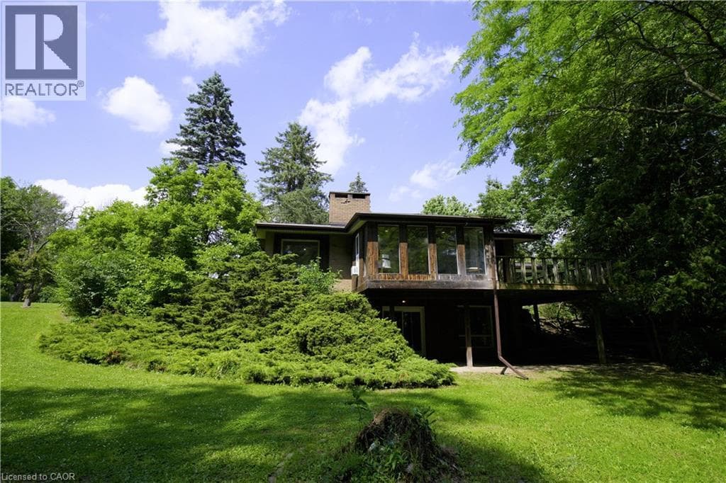 Photo of 560 CRANE Court