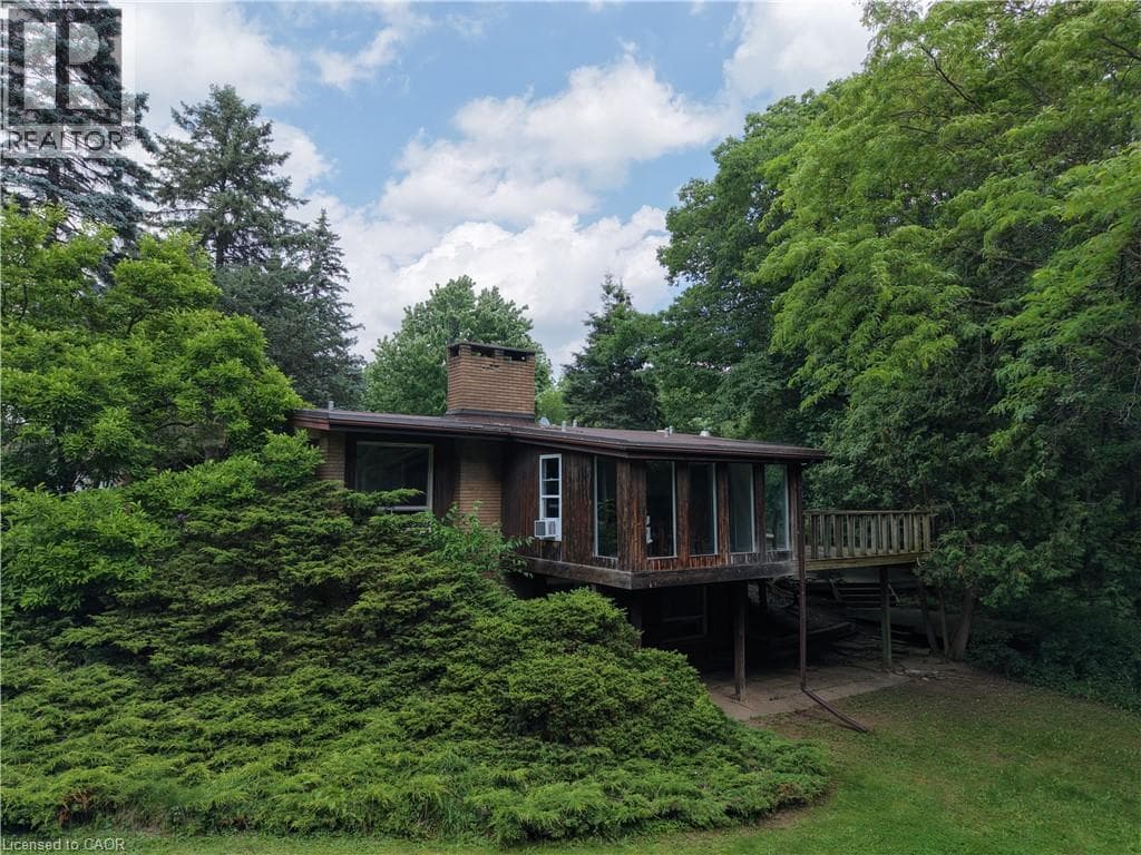 Photo of 560 CRANE Court