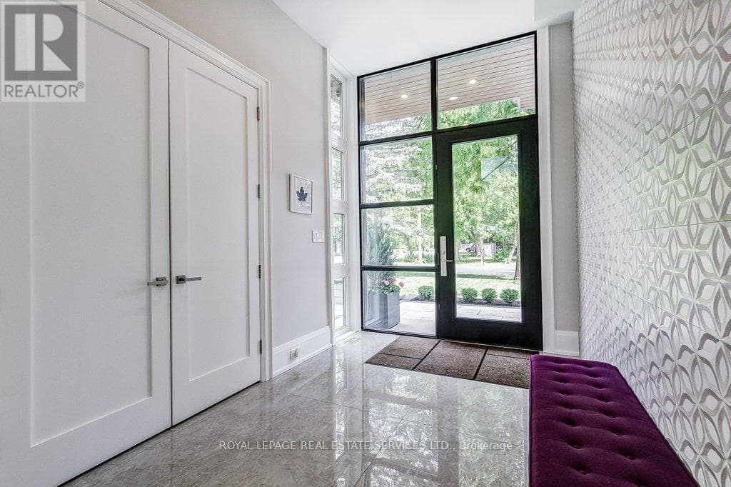 Photo of 3119 VICTORIA STREET