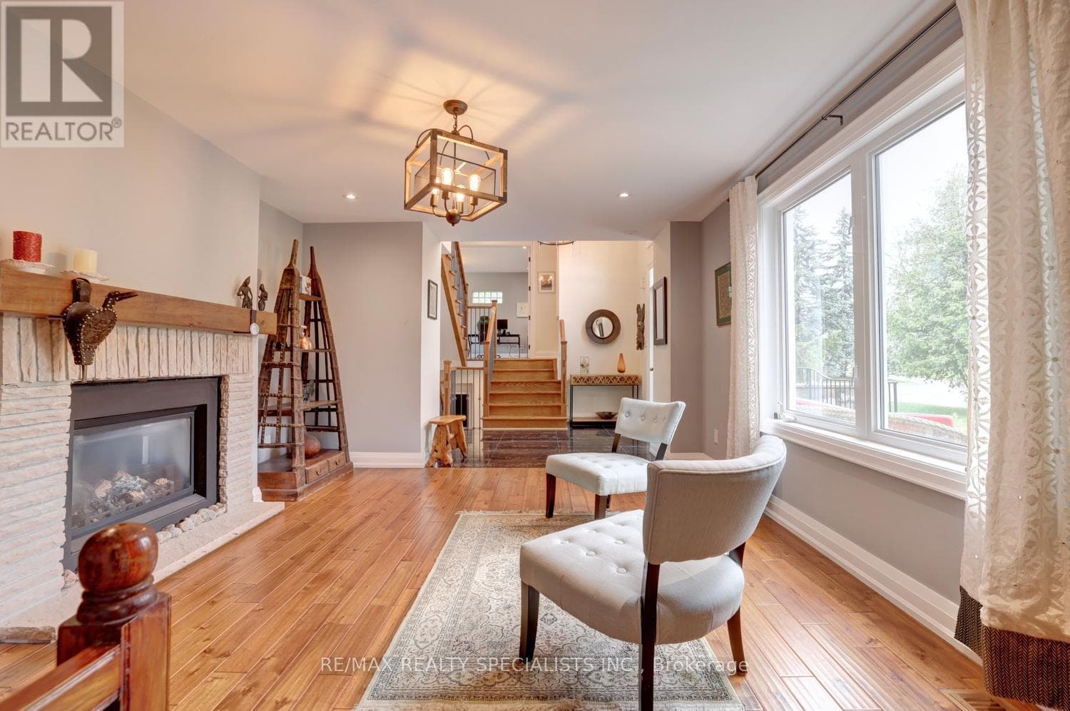 Photo of 1301 GATEHOUSE DRIVE