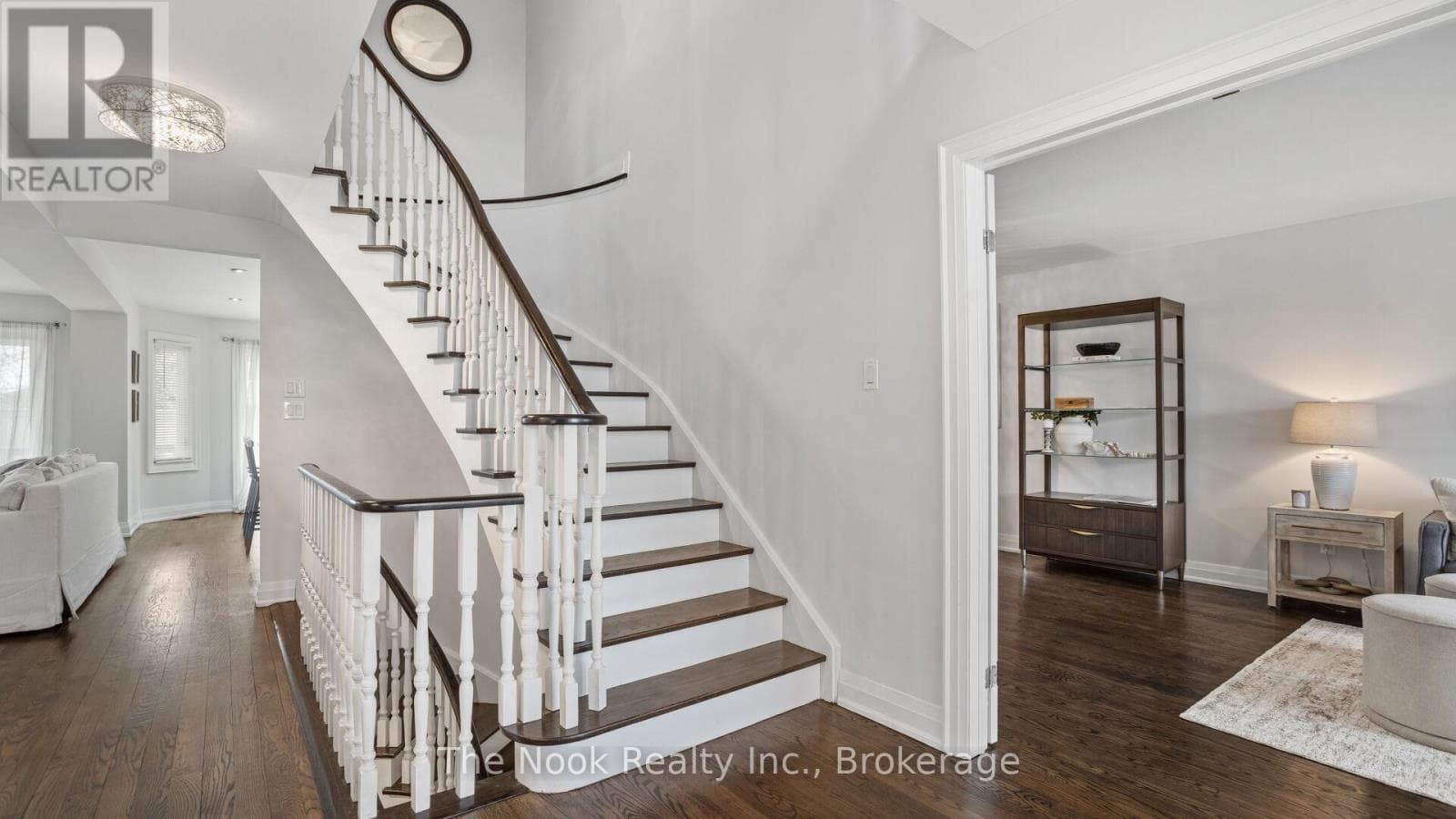 Photo of 938 WETHERBY LANE