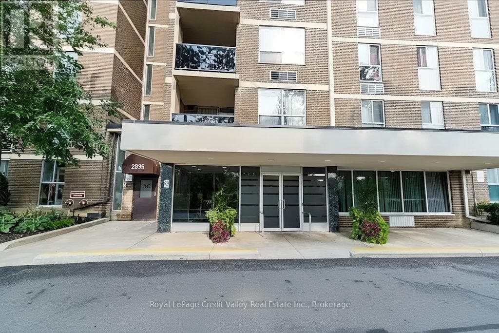 Photo of 209 - 2835 ISLINGTON AVENUE