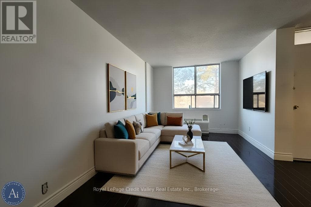 Photo of 209 - 2835 ISLINGTON AVENUE