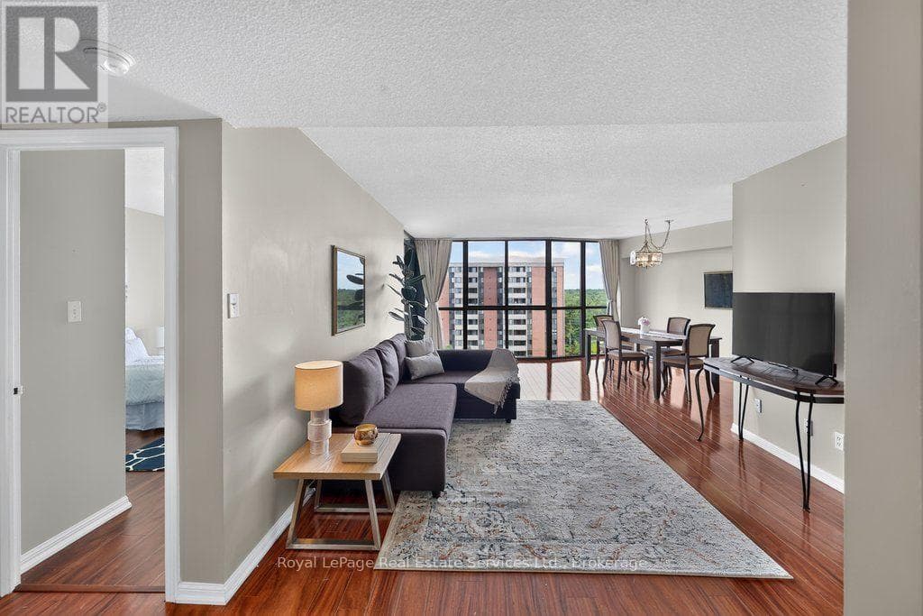 Photo of 1105 - 1240 MARLBOROUGH COURT
