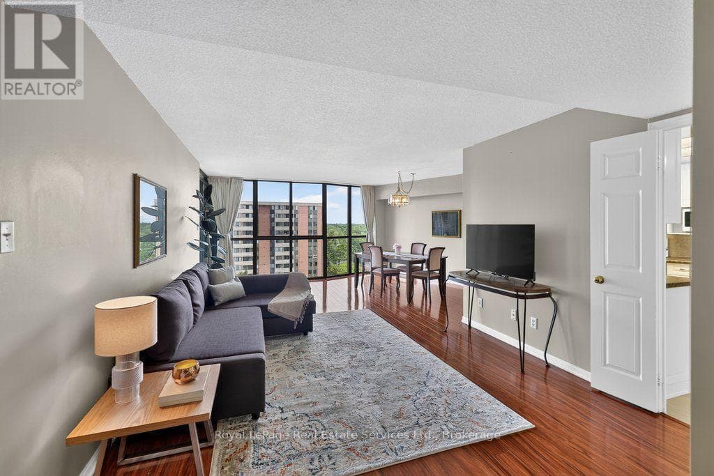 Photo of 1105 - 1240 MARLBOROUGH COURT