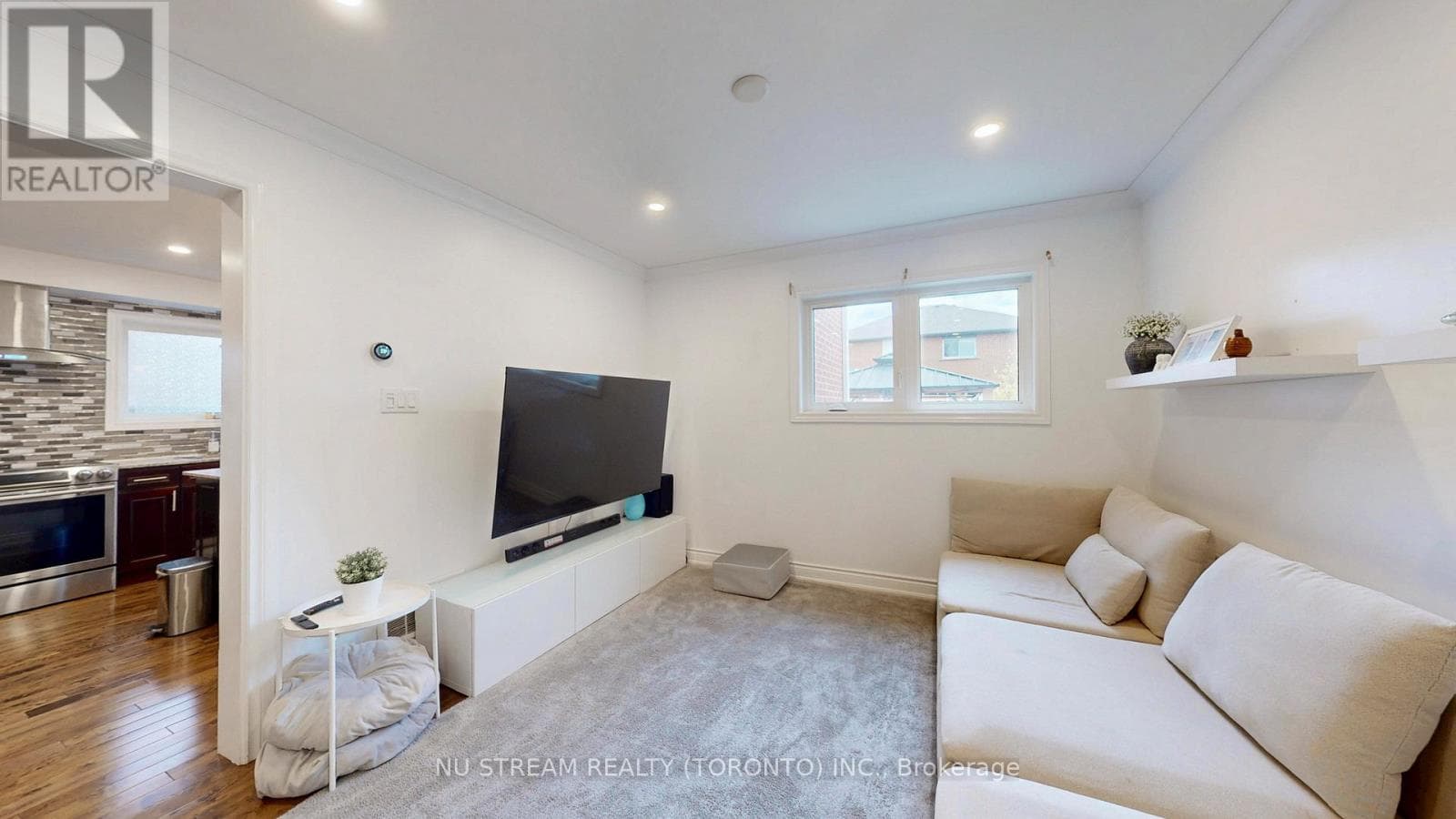 Photo of 3926 HAZELRIDGE ROAD