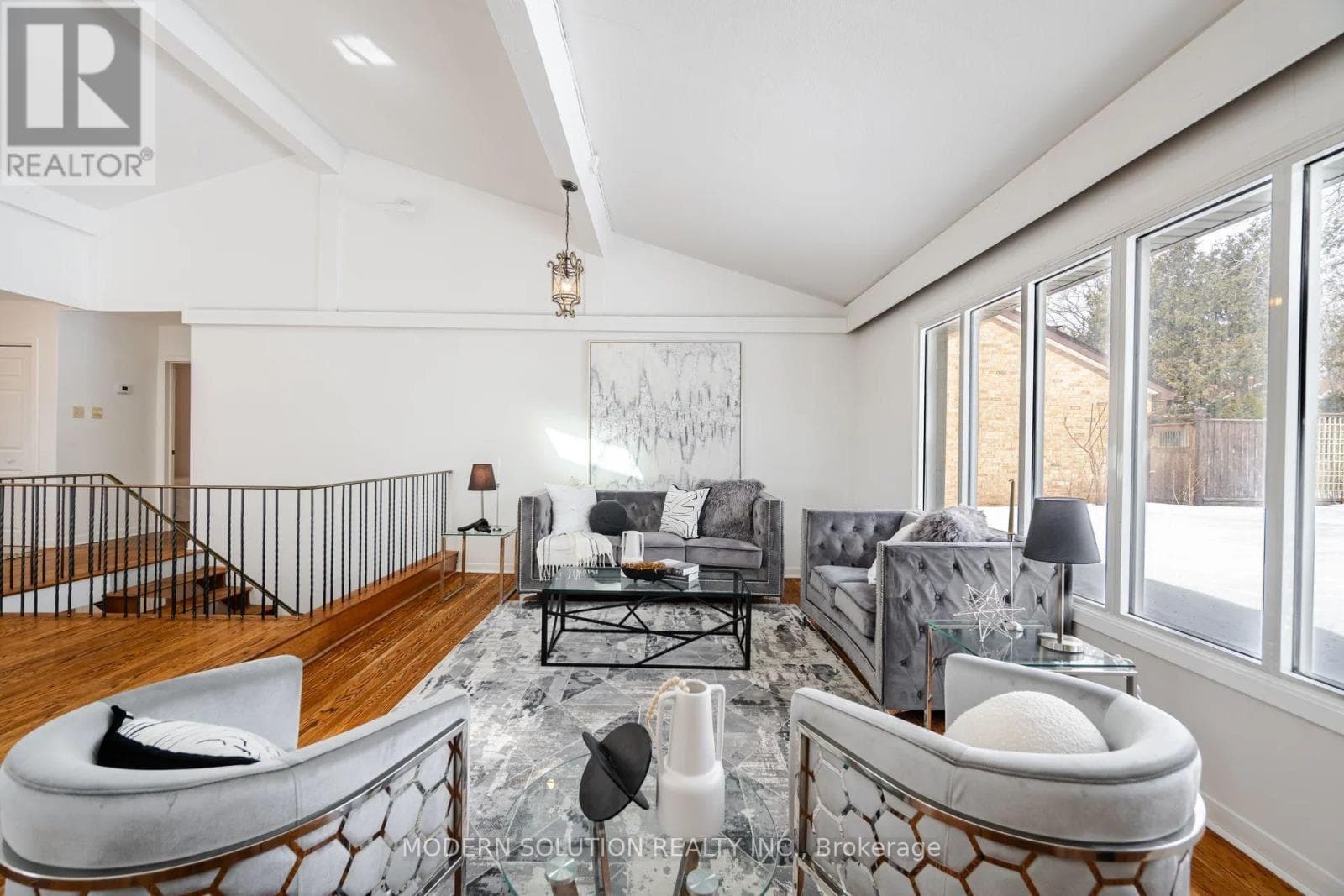 Photo of 2557 MINDEMOYA ROAD