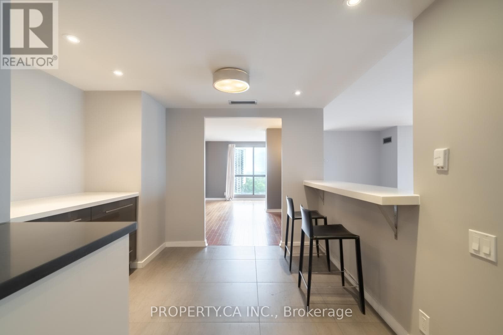 Photo of 1202 - 1 CONCORDE PLACE