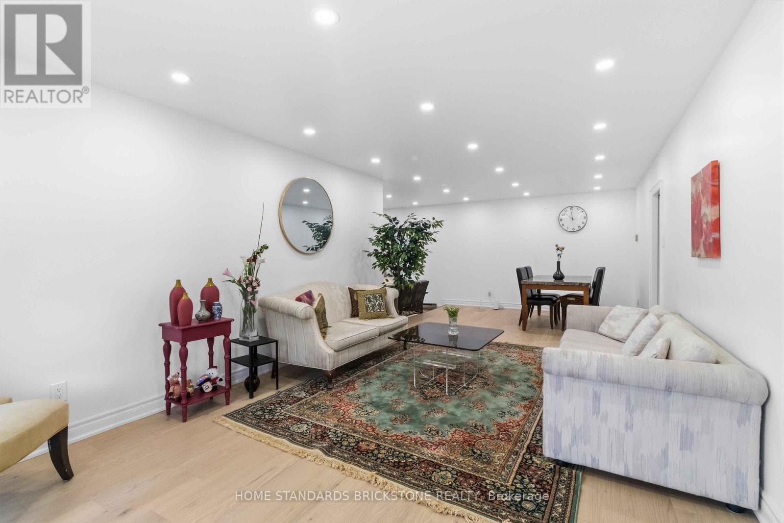 Photo of 220 TORRESDALE AVENUE