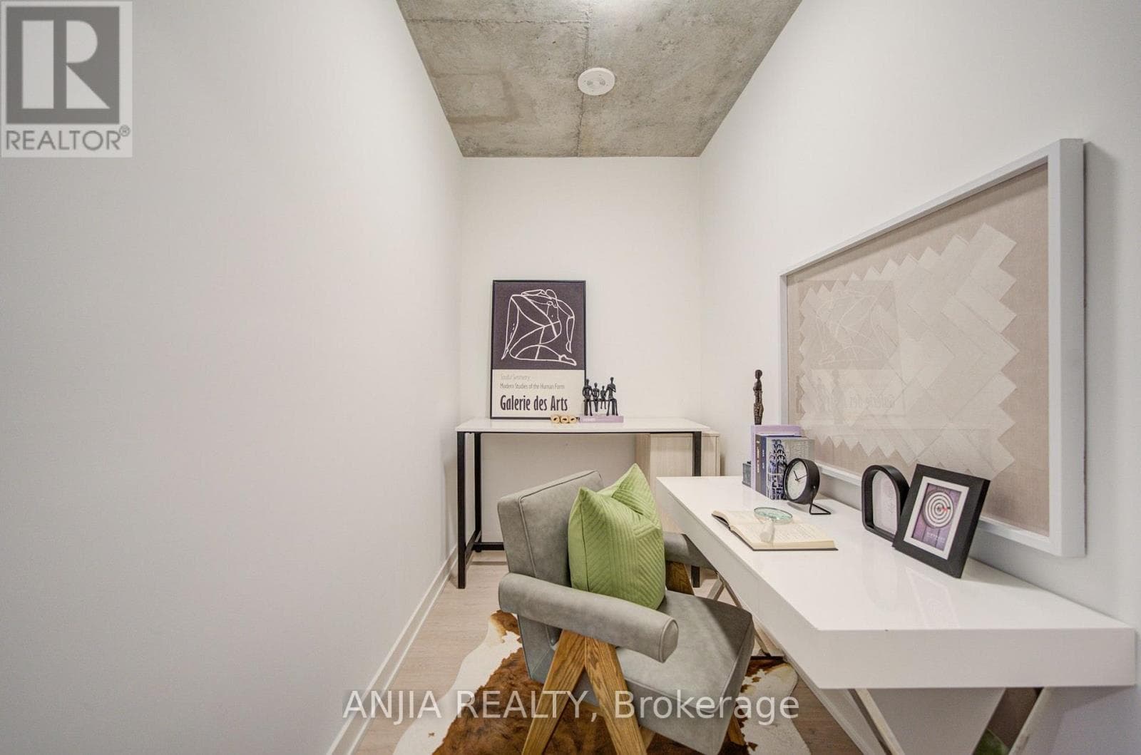 Photo of 2303 - 65 MUTUAL STREET