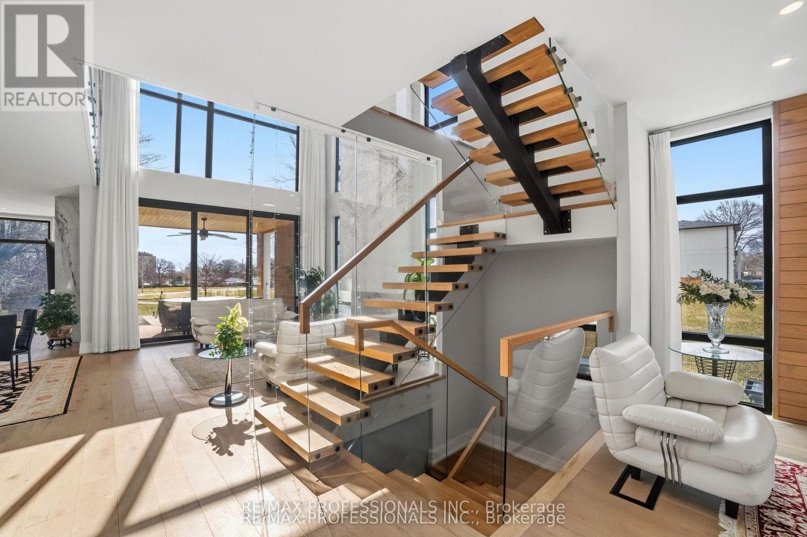 Photo of 2206 UTLEY ROAD