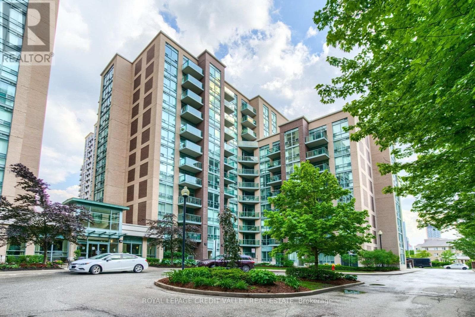Photo of 902 - 9 MICHAEL POWER PLACE