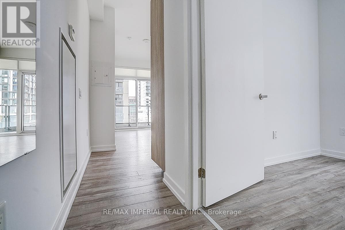 Photo of 710 - 77 SHUTER STREET