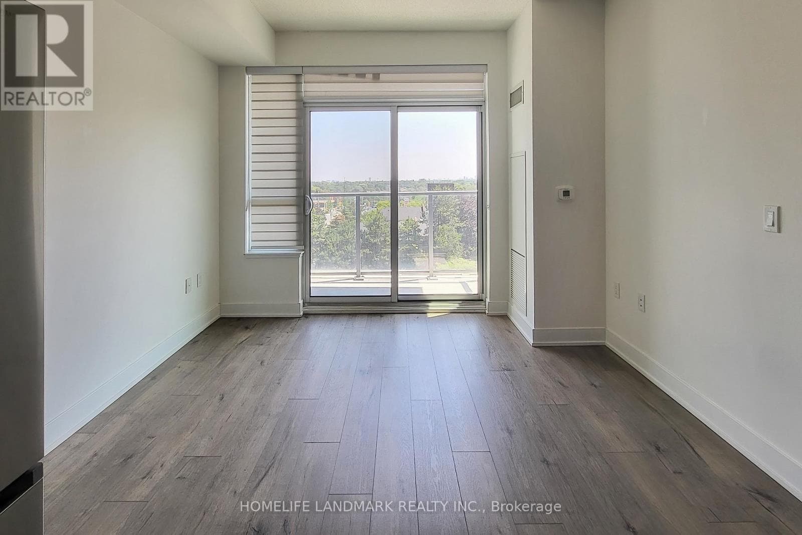 Photo of 710 - 2 TEAGARDEN COURT