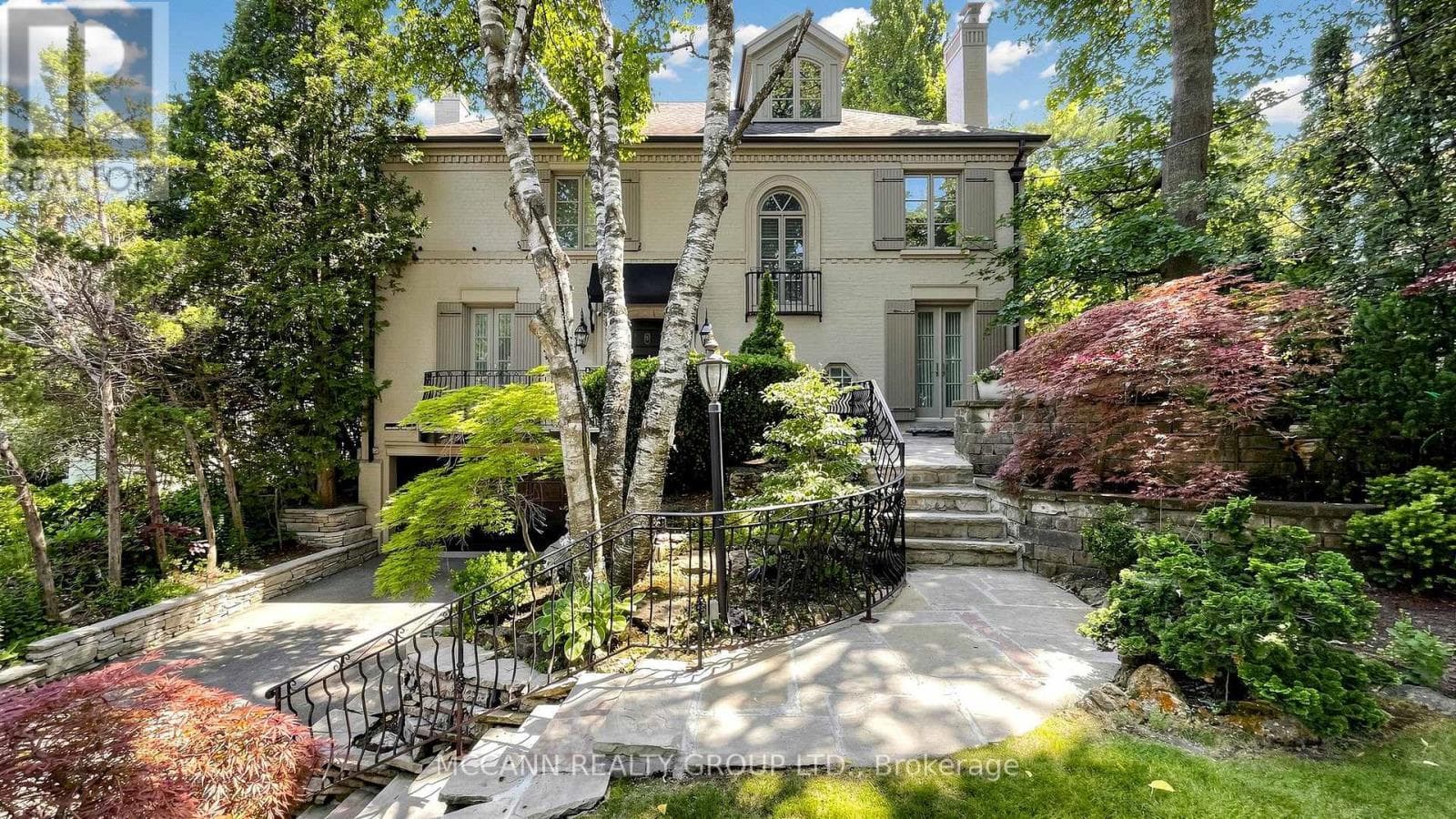 Photo of 27 STRATHGOWAN CRESCENT