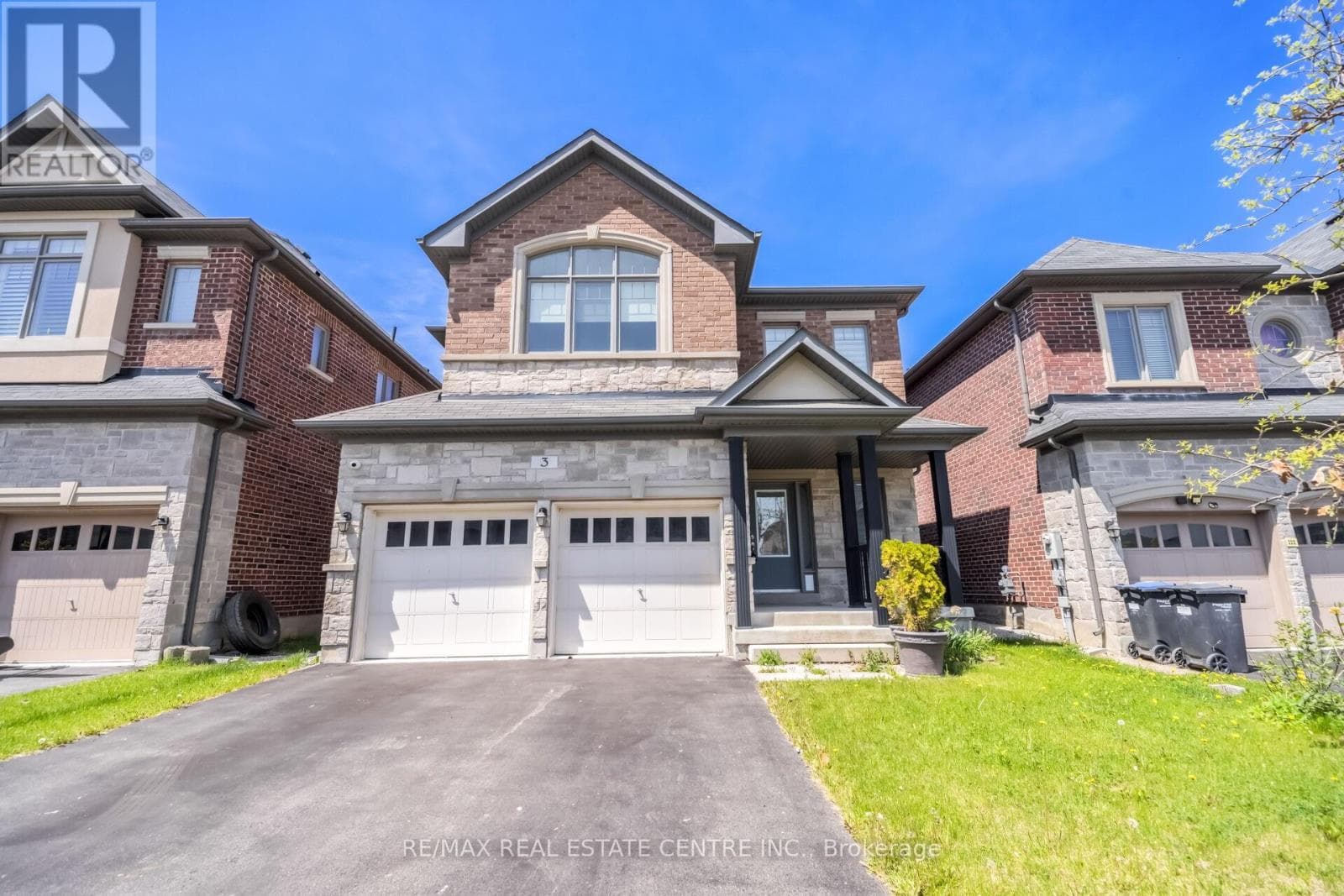 Photo of 3 PRAIRIE CREEK CRESCENT