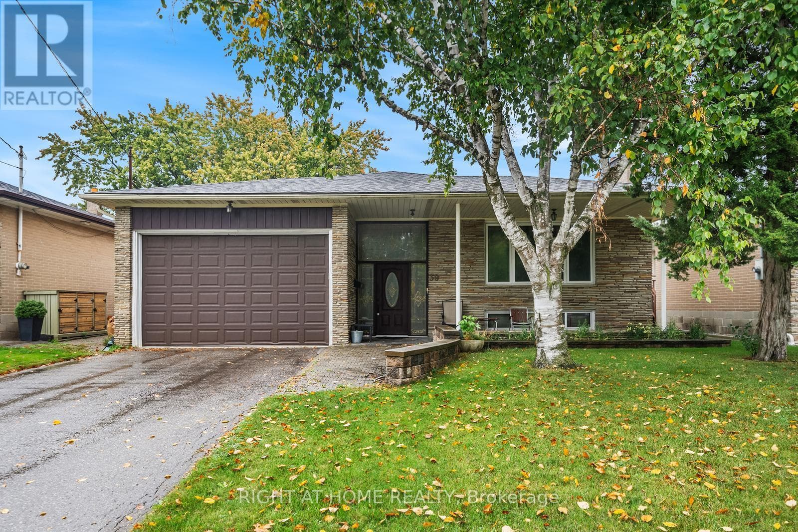Photo of 39 HEATHVIEW AVENUE