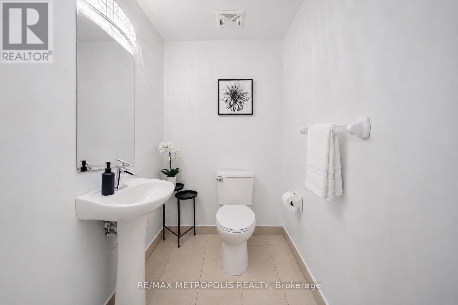 Photo of PH16 - 1070 SHEPPARD AVENUE W