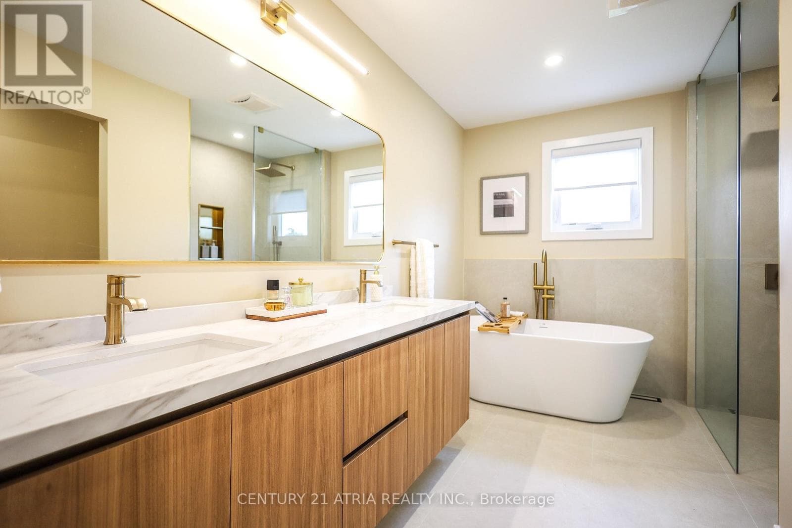Photo of 34 RAYNES CRESCENT