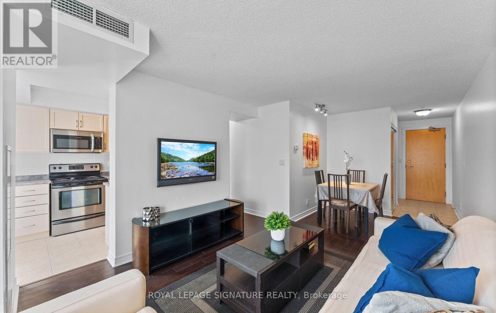 Photo of 1411 - 212 EGLINTON AVENUE E