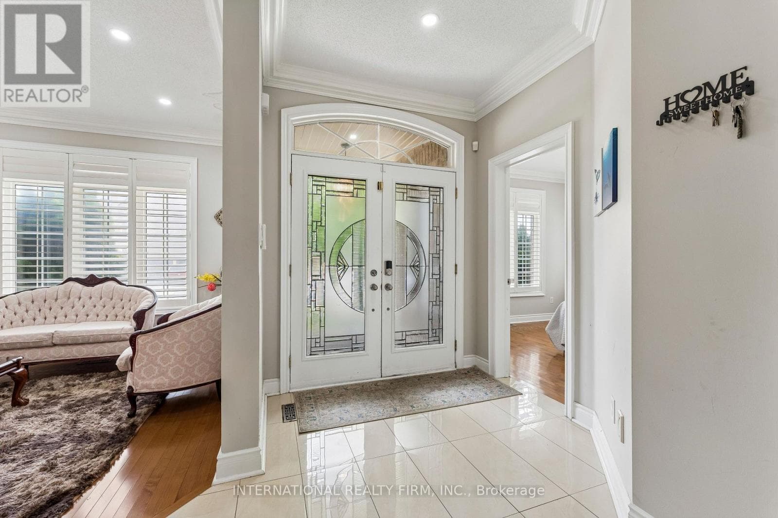 Photo of 8 REDWILLOW ROAD