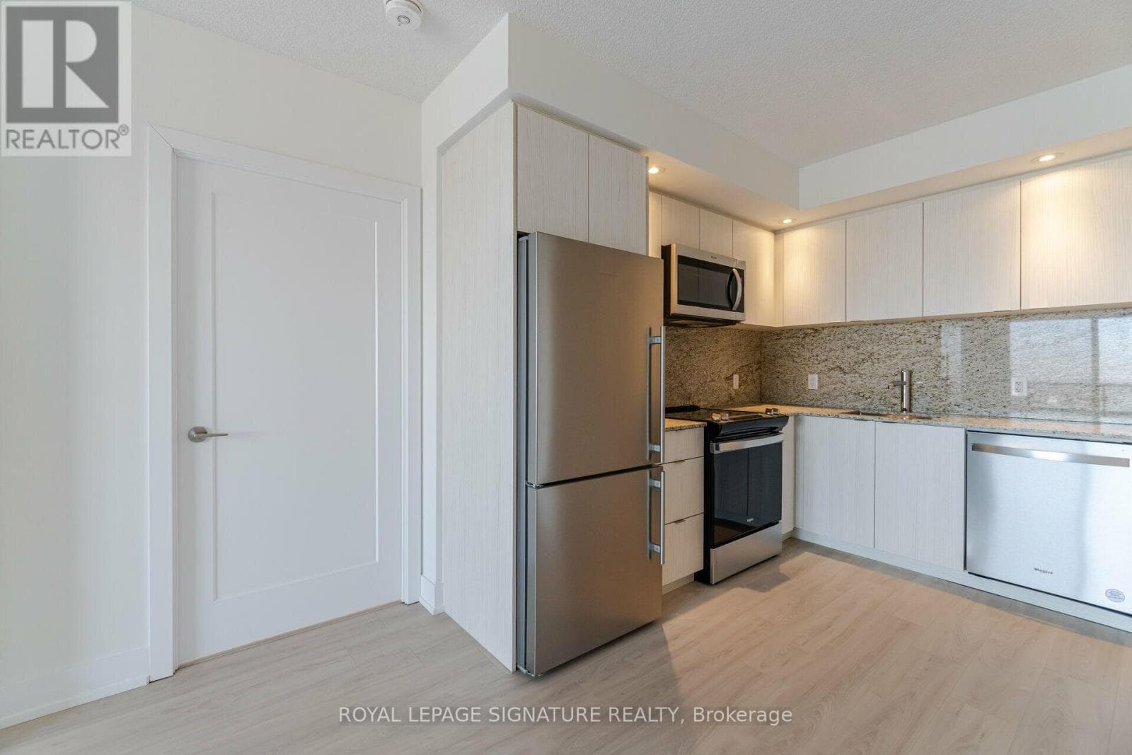 Photo of 2705 - 10 EVA ROAD