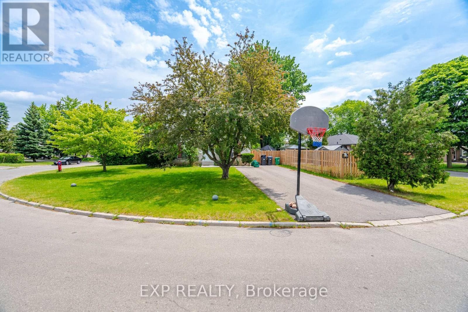 Photo of 33 EARLSDALE CRESCENT