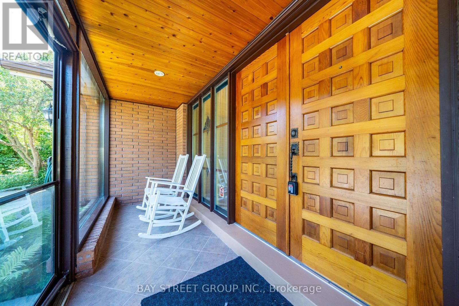 Photo of 441 GUILDWOOD PARKWAY