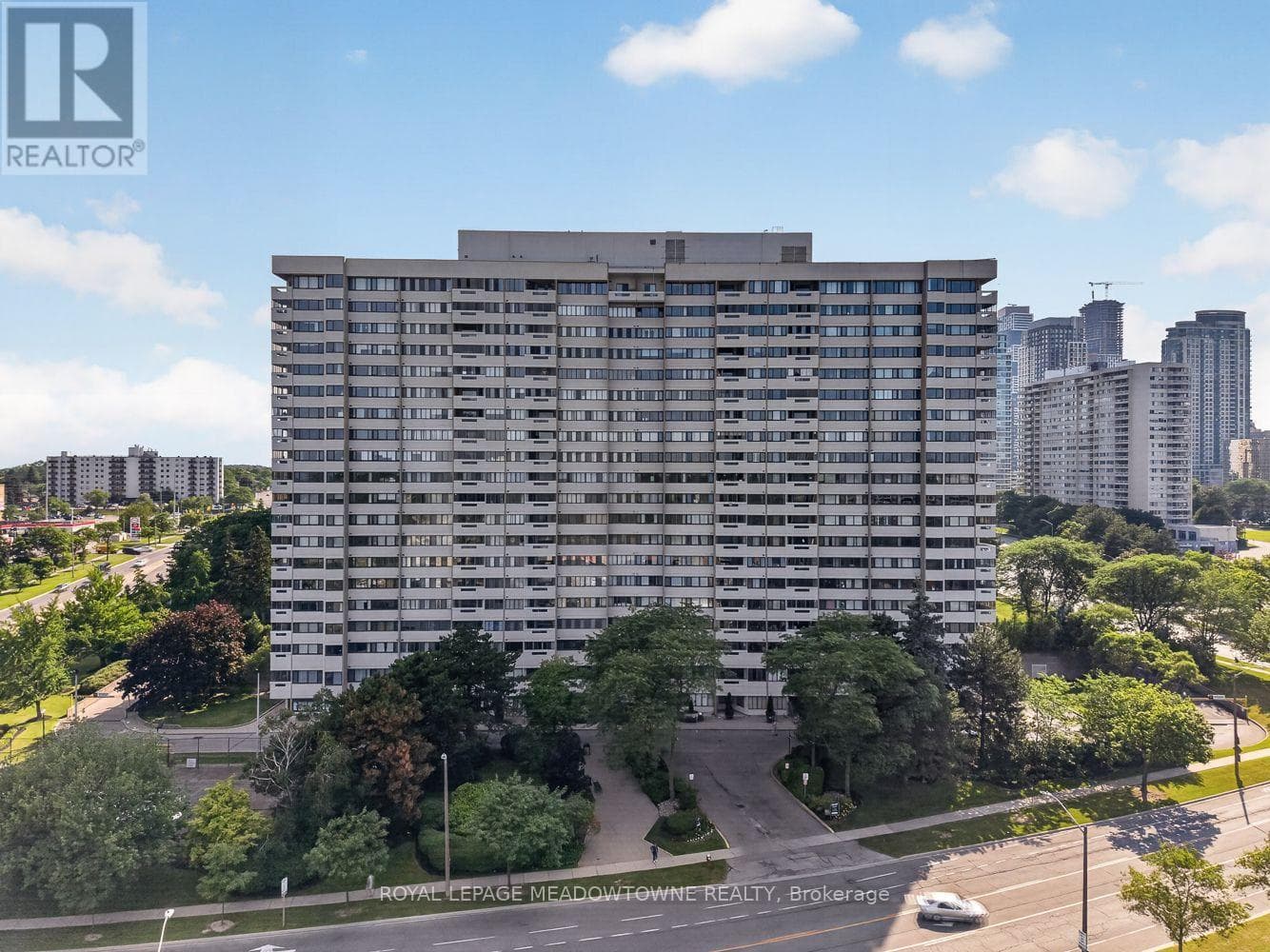 Photo of 1501 - 1580 MISSISSAUGA VALLEY BOULEVARD