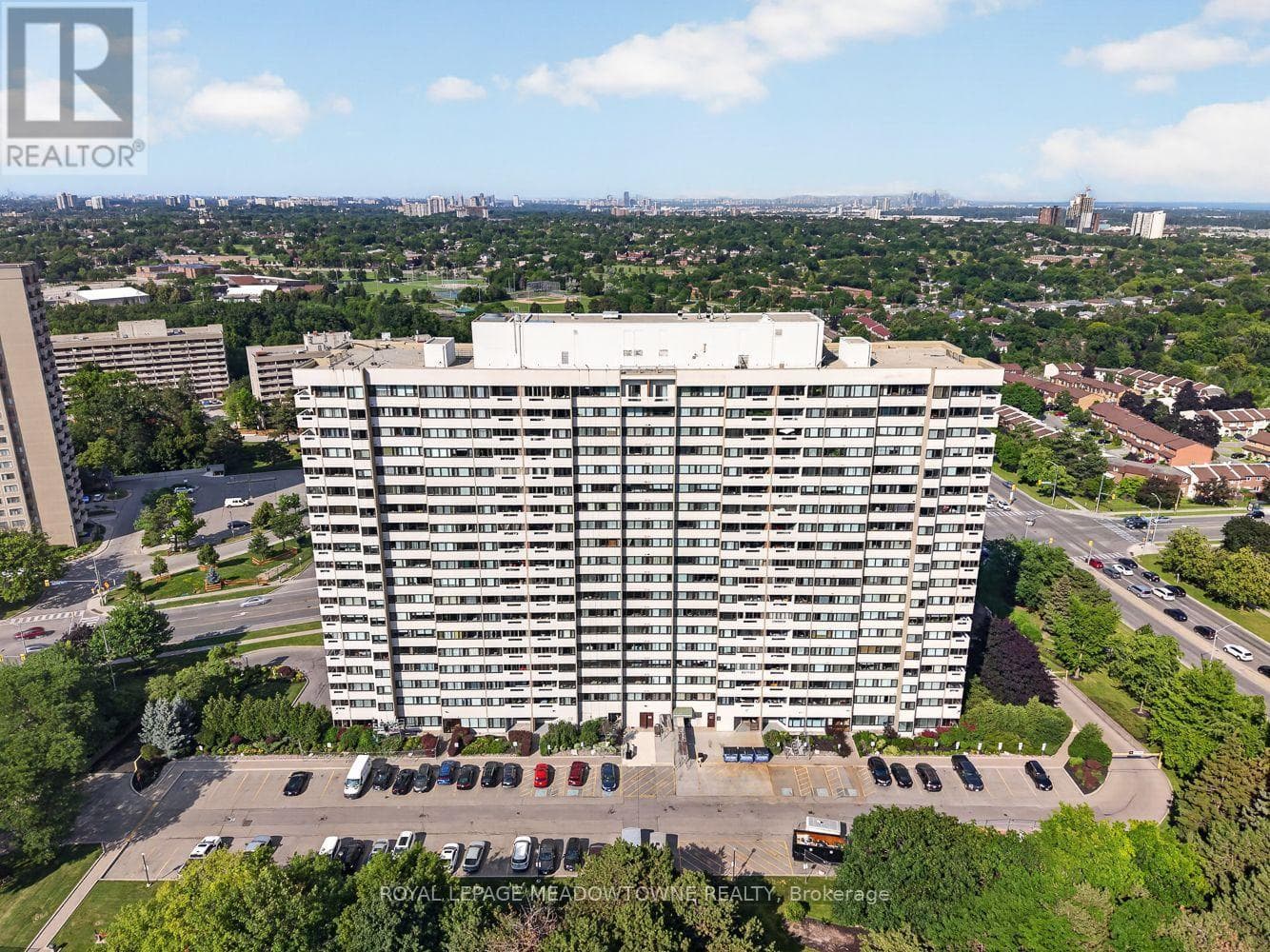 Photo of 1501 - 1580 MISSISSAUGA VALLEY BOULEVARD