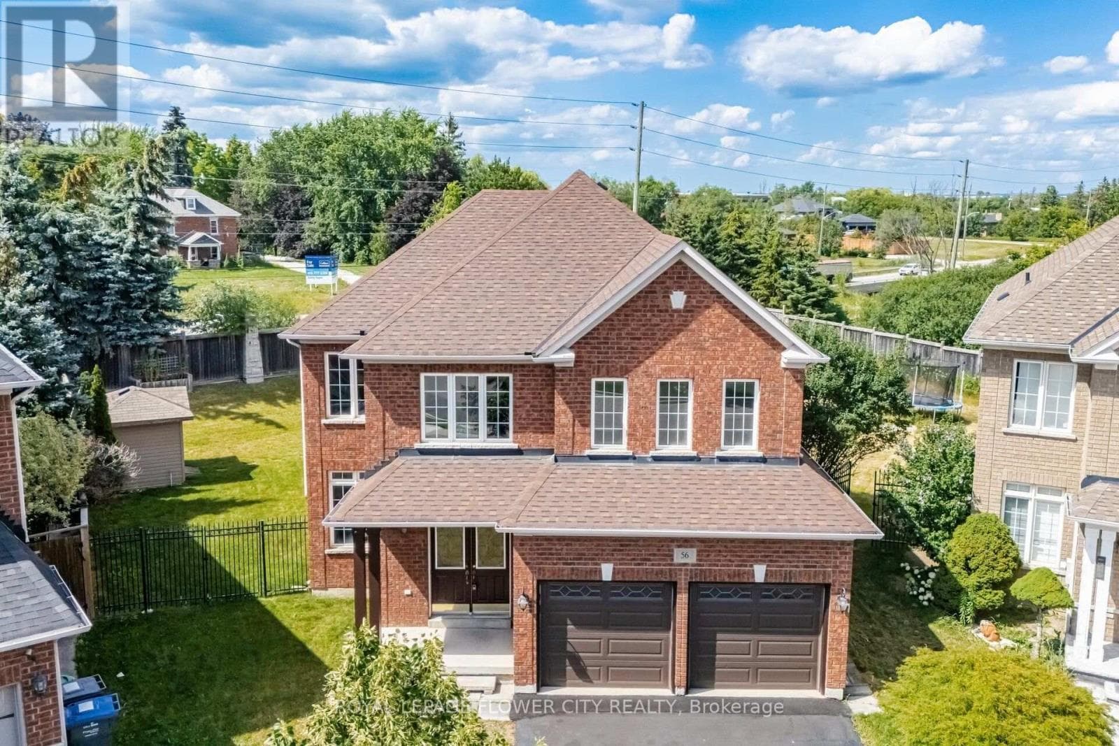 Photo of 56 LAURENTIDE CRESCENT