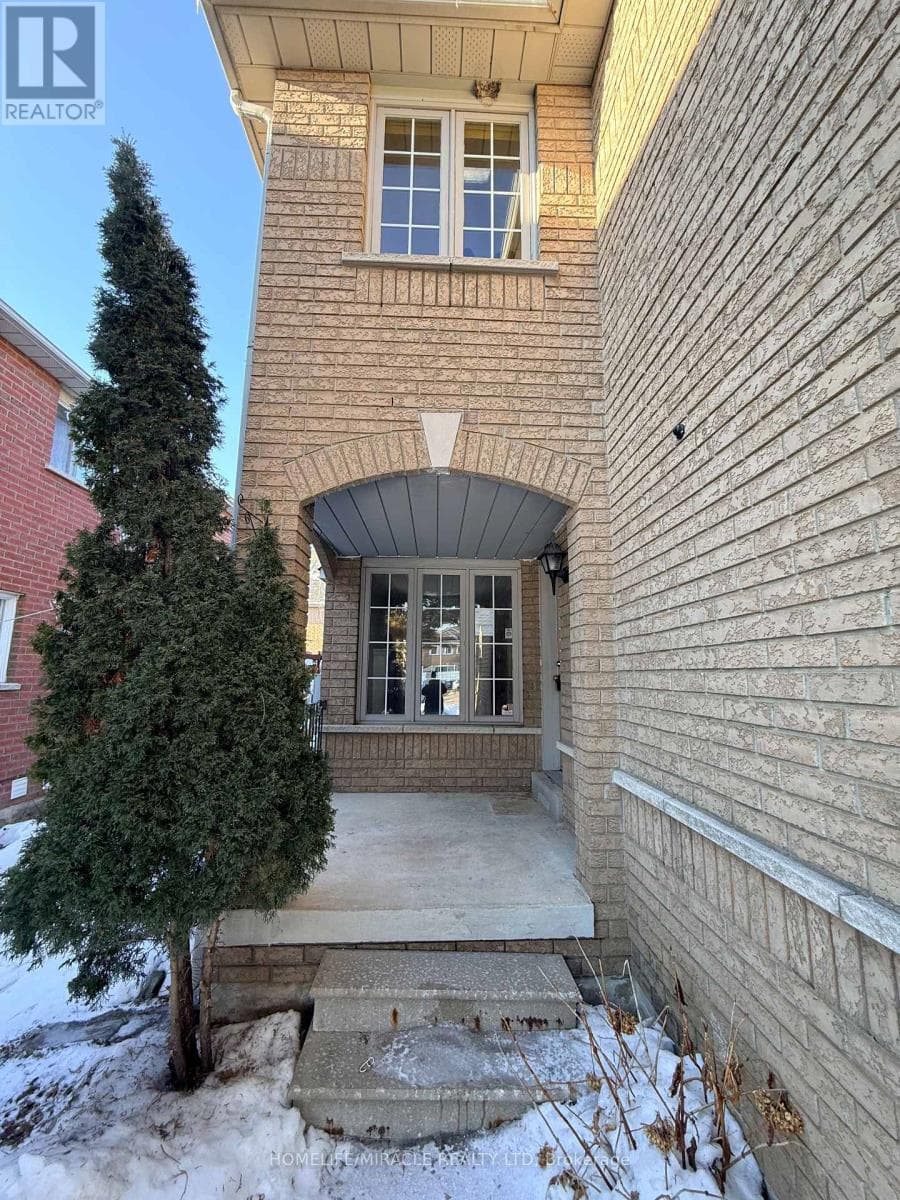 Photo of 137 PRESSED BRICK DRIVE
