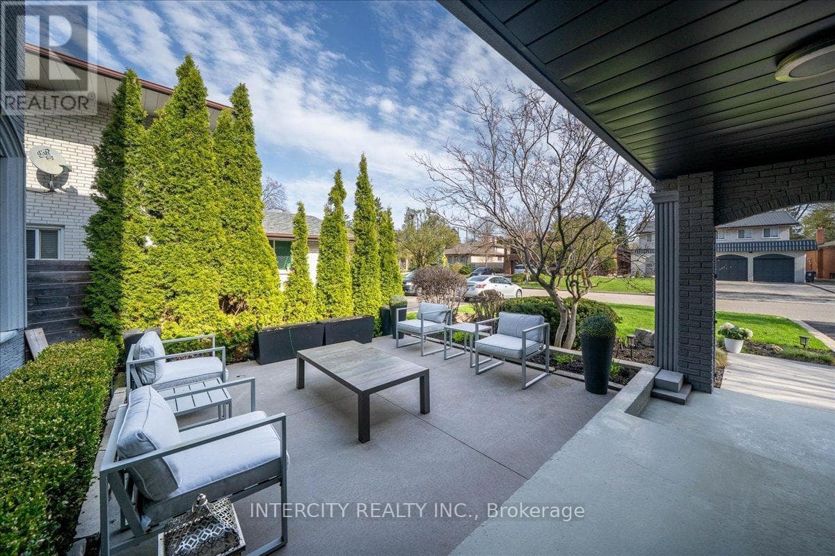 Photo of 61 GOLFWOOD HEIGHTS