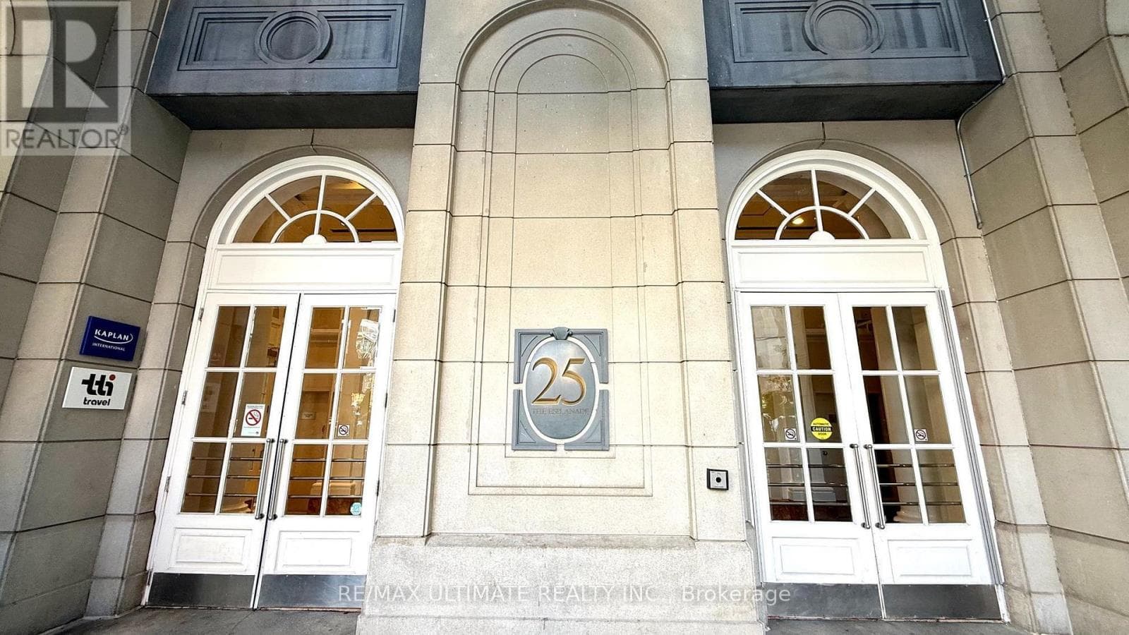Photo of 913 - 25 THE ESPLANADE