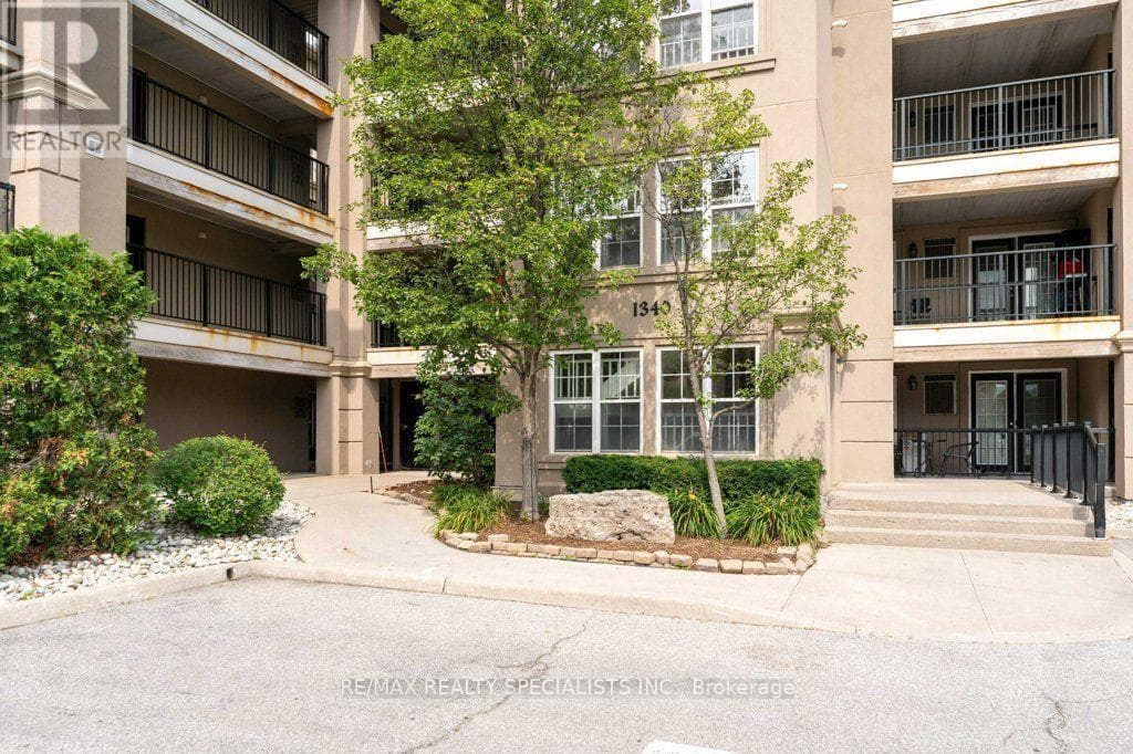 Photo of 313 - 1340 MAIN STREET E