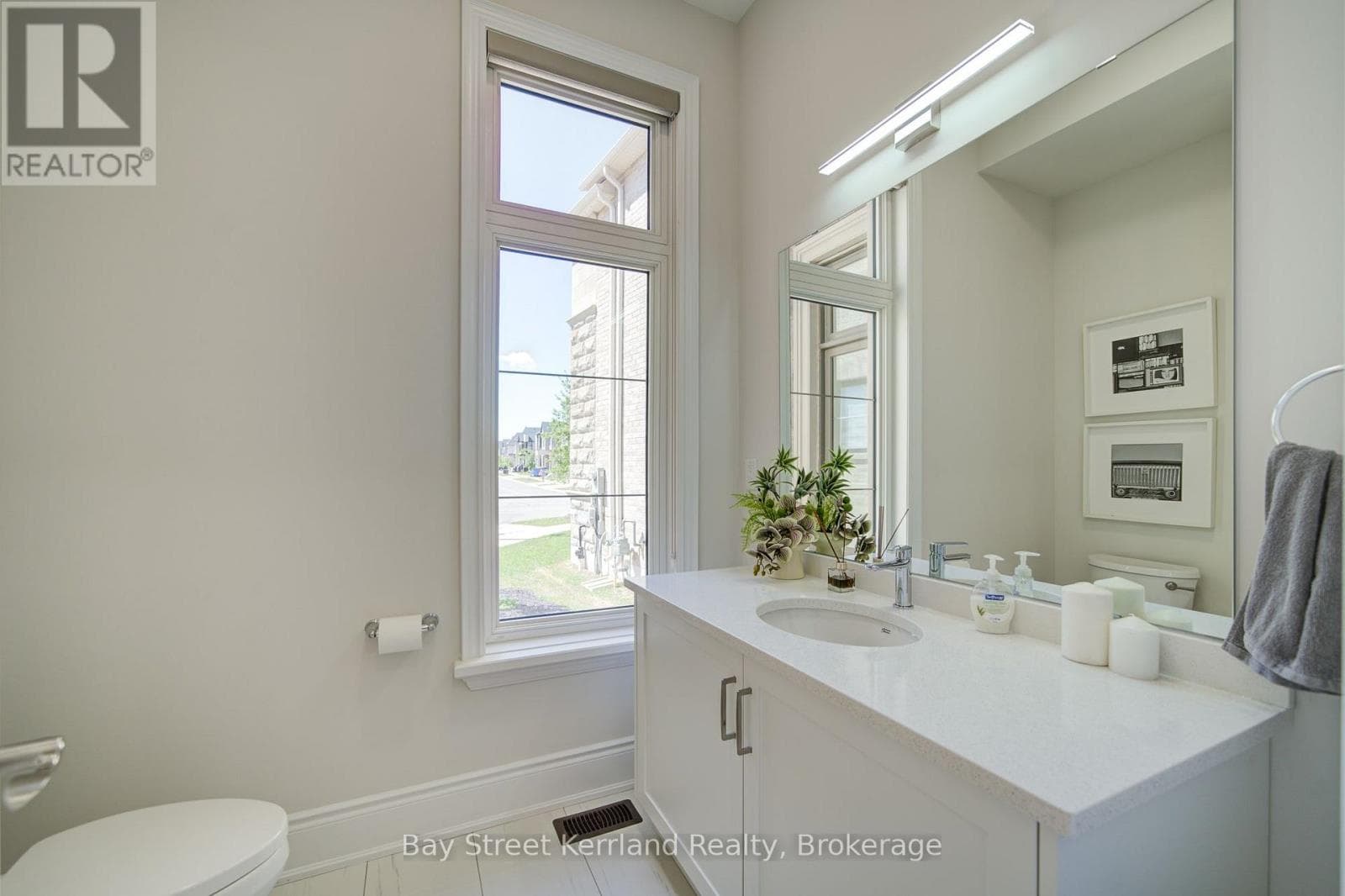 Photo of 2267 SAW WHET BOULEVARD