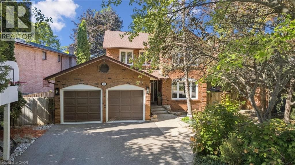 Photo of 1194 QUEEN VICTORIA Avenue