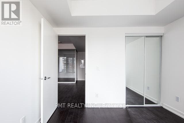Photo of 1617 - 85 WOOD STREET