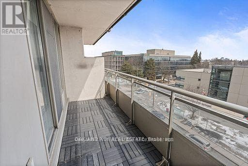 Photo of 613 - 245 DAVISVILLE AVENUE