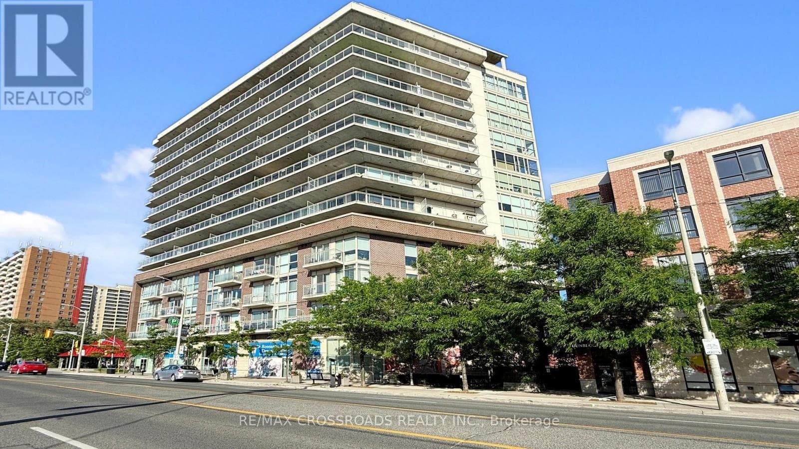 Photo of 810 - 5101 DUNDAS STREET W