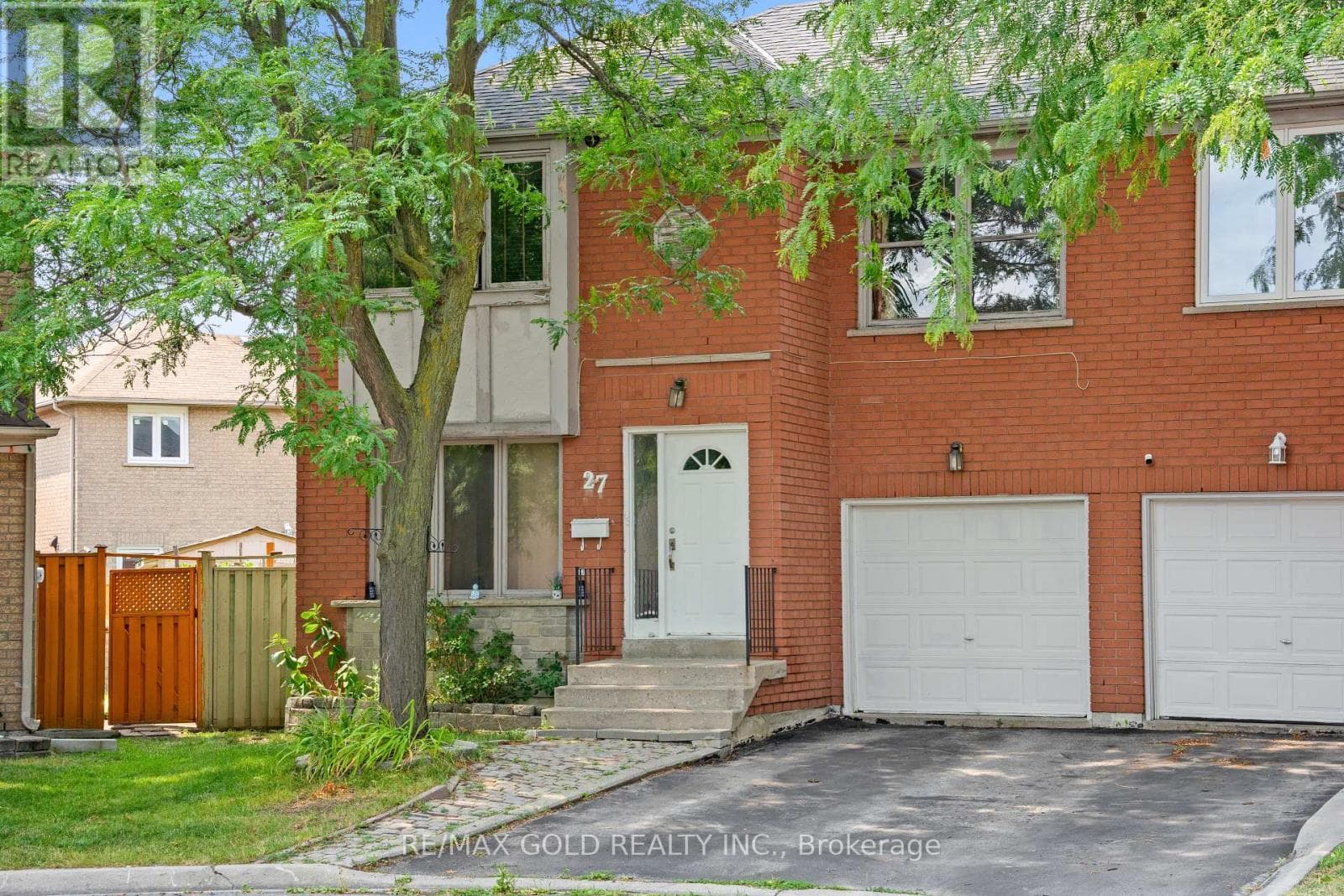 Photo of 27 LOFTY PINES PLACE