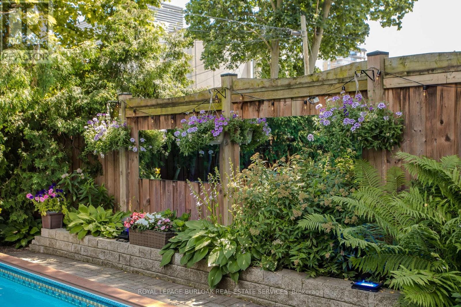 Photo of 569 LOCUST STREET