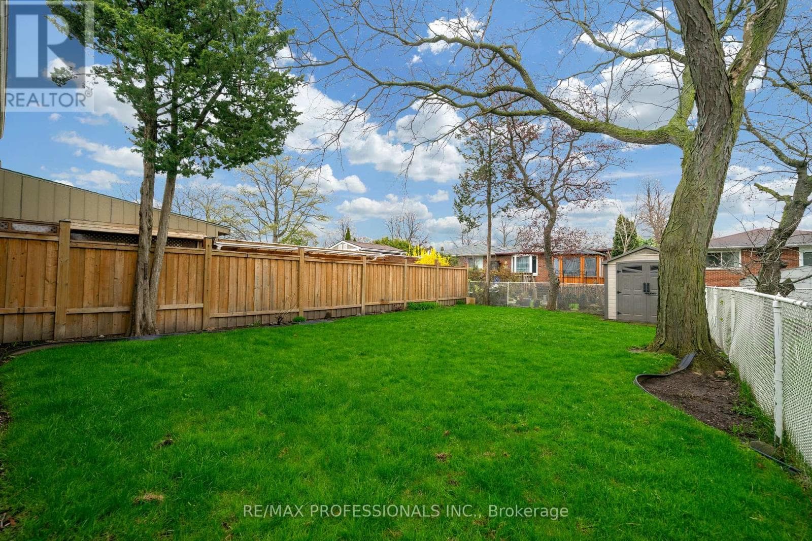 Photo of 1877 SILVERBERRY CRESCENT