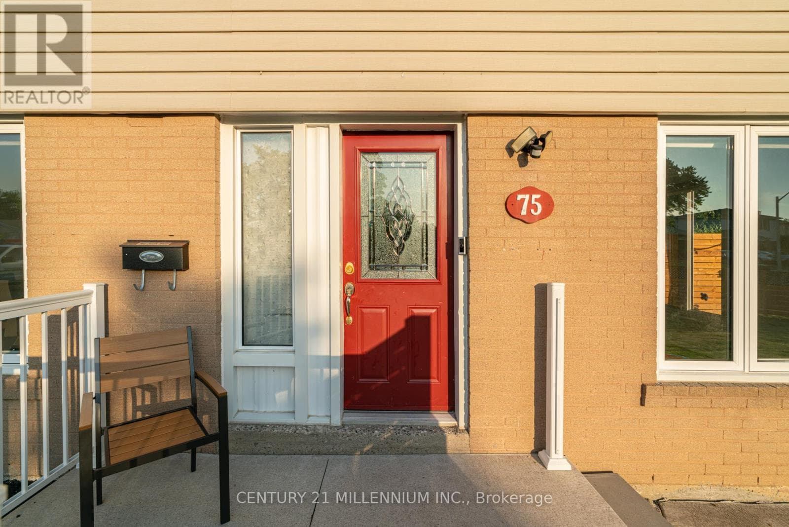 Photo of 75 GOLDCREST ROAD