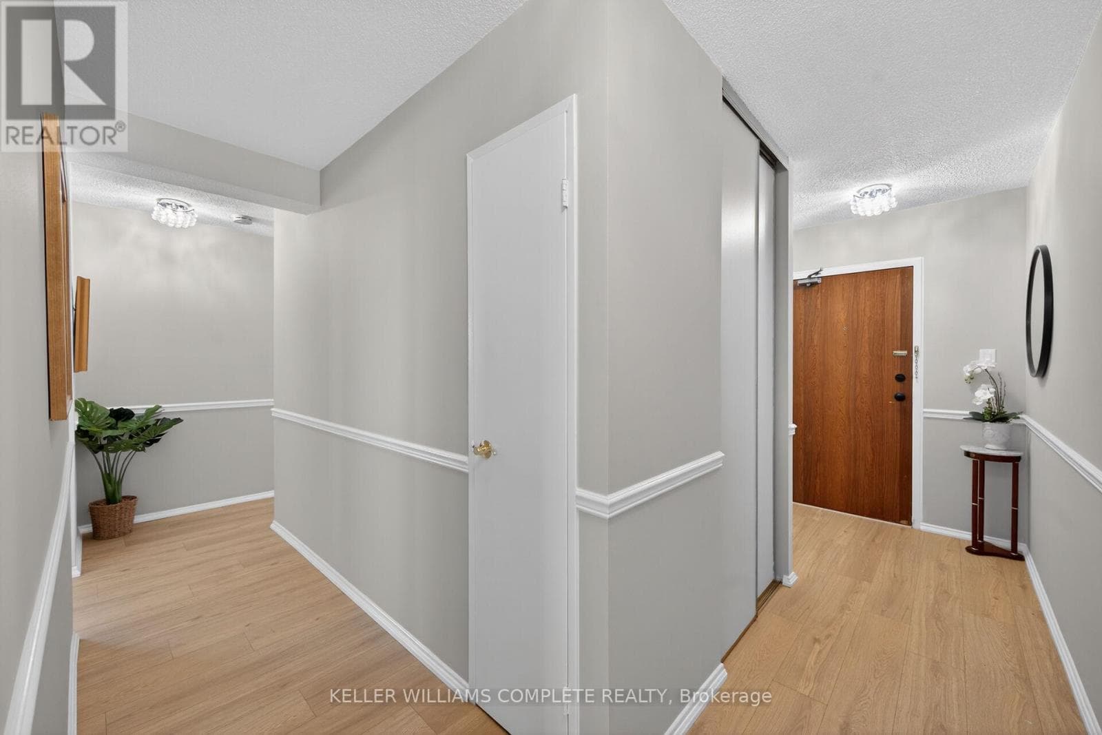 Photo of 904 - 700 DYNES ROAD