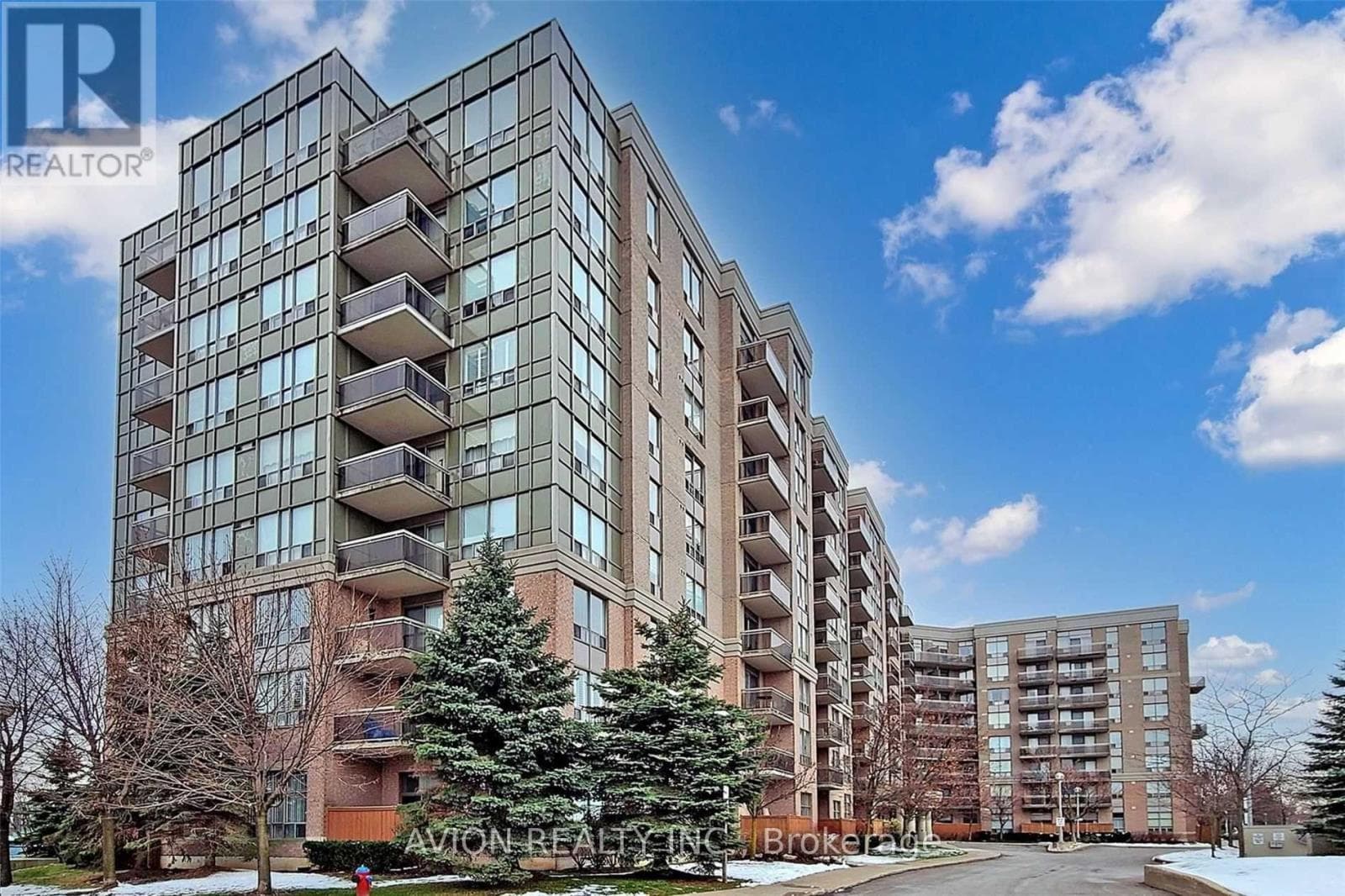 Photo of 320 - 1720 EGLINTON AVENUE E
