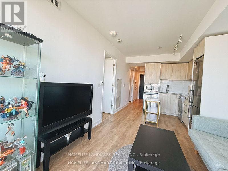 Photo of 2208 - 501 YONGE STREET