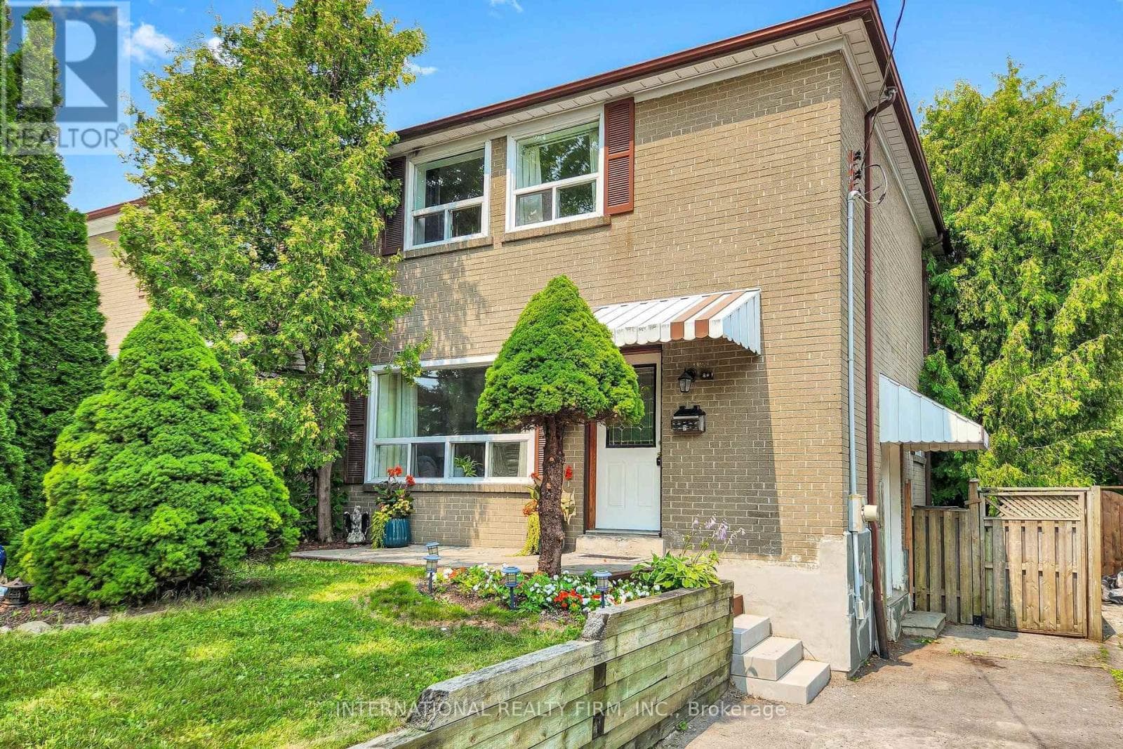 Photo of 62 PORCHESTER DRIVE