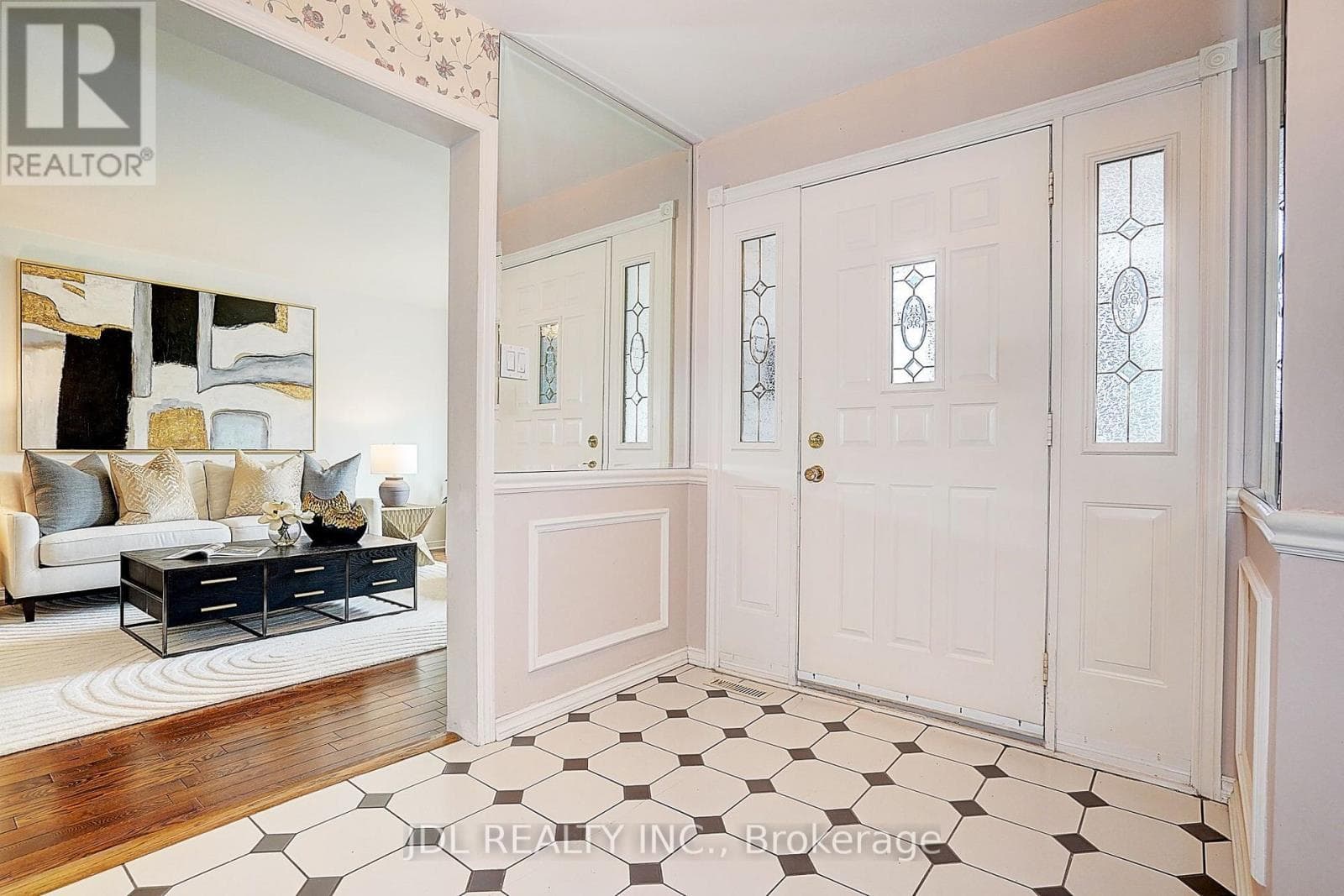 Photo of 20 MOSSGROVE TRAIL
